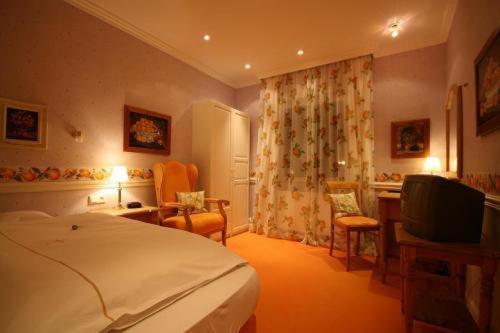 Landhotel Kern Bad Zwesten Exterior photo